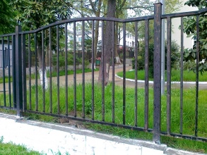 Сварные заборы на ленточном фундаменте 60 метров фото цена за метр под ключ