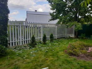 Забор из евроштакетника с забивными столбами 25 метров фото в Краснодаре