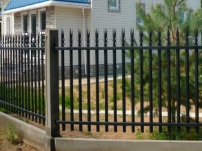 Сварные заборы на ленточном фундаменте 12 метров фото в Краснодаре