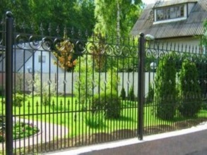 Кованые заборы на ленточном фундаменте 80 метров фото в Краснодаре
