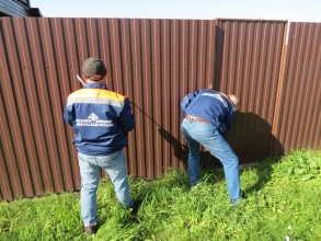 Забор из профнастила с утрамбовкой щебнем 79 метров фото в Краснодаре